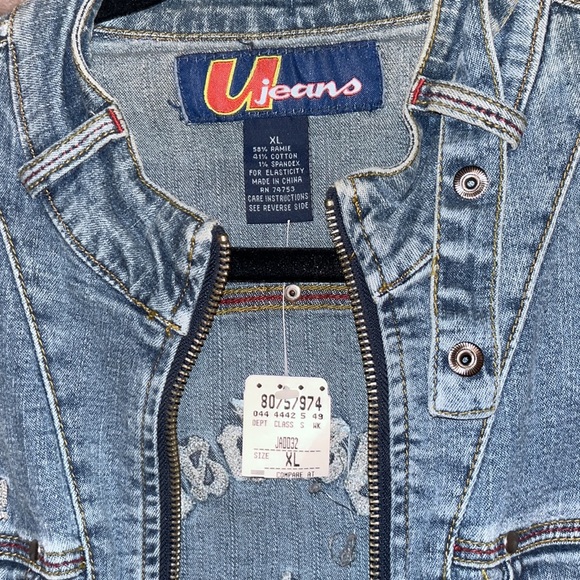 **REDUCED***  U JEANS  “04” SUGAR  BABY WORLD TOUR VINTAGE Spandex Denim jacket - Picture 3 of 8